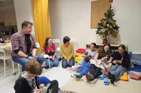 received_557095393840363